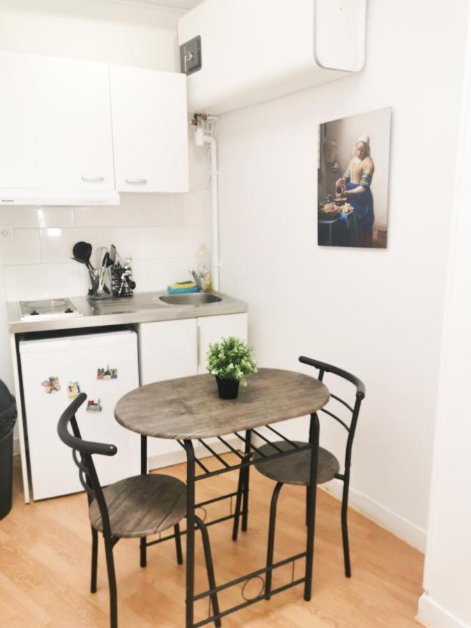 Studio Moderne, Lumineux Apartment Paris Exterior photo